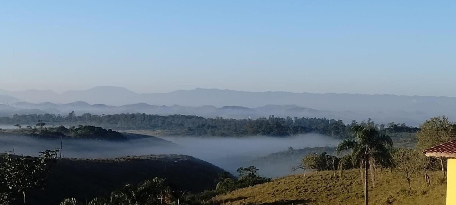 Hospedagem Encantos Da Serra อิตาชายยา ภายนอก รูปภาพ
